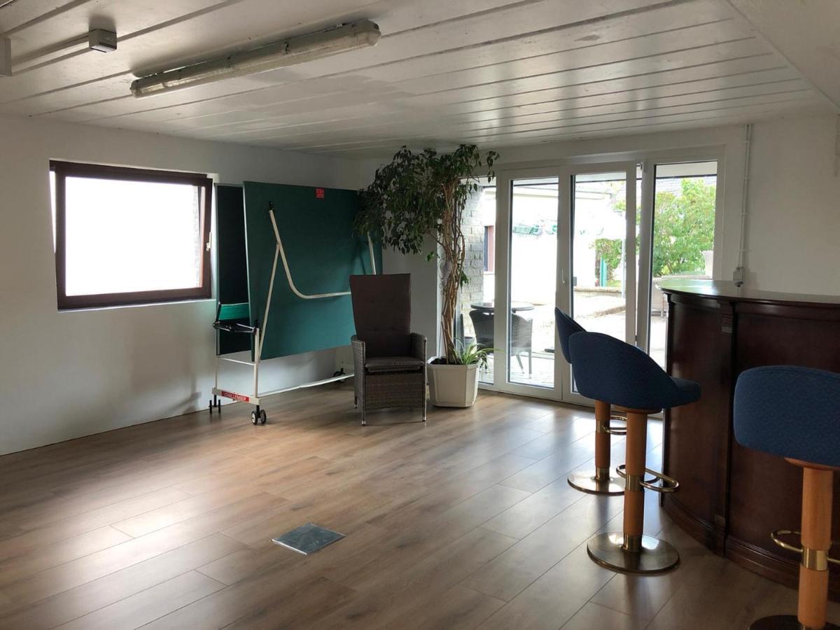 Haus Zissi Villa Burg Reuland Exteriör bild