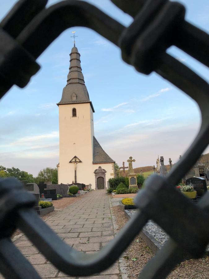 Haus Zissi Villa Burg Reuland Exteriör bild